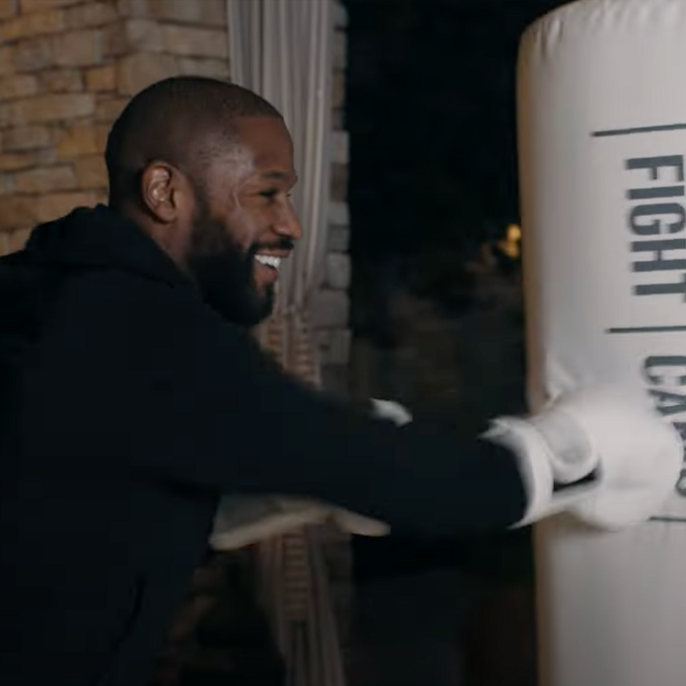 FightCamp - Floyd Mayweather