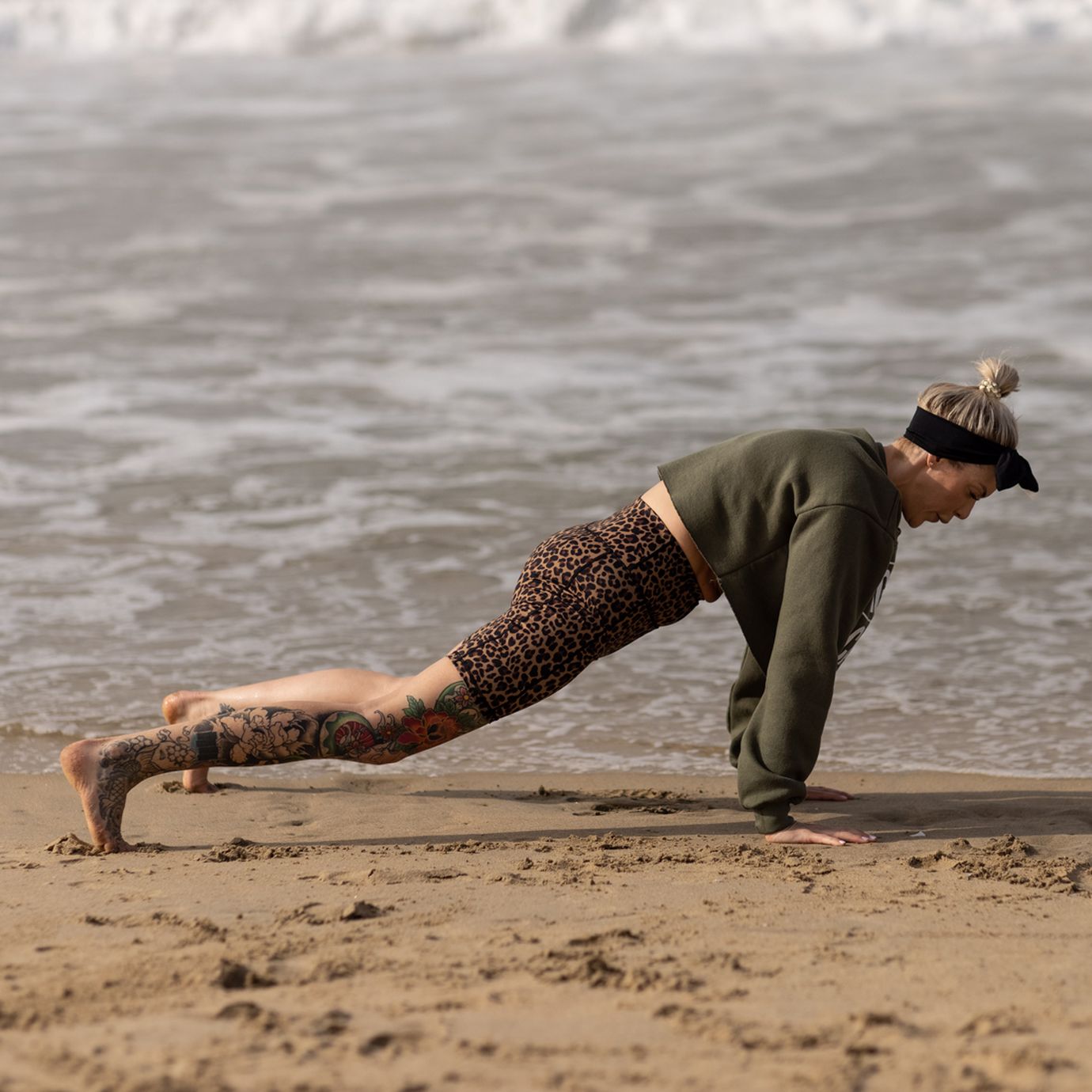 Shanie Smash Doing a Sprawl