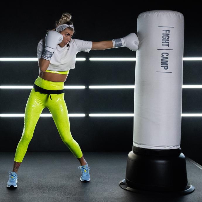 Athletic top for a boxing or kickboxing workout