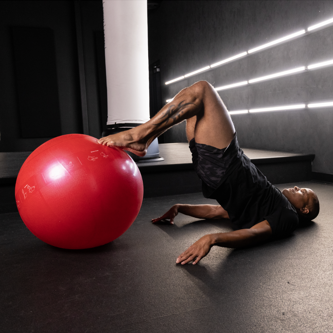 Flo Master doing a stability ball exercise