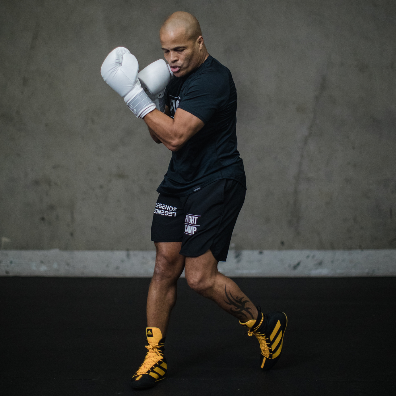 FightCamp Trainer Flo Master Shadowboxing