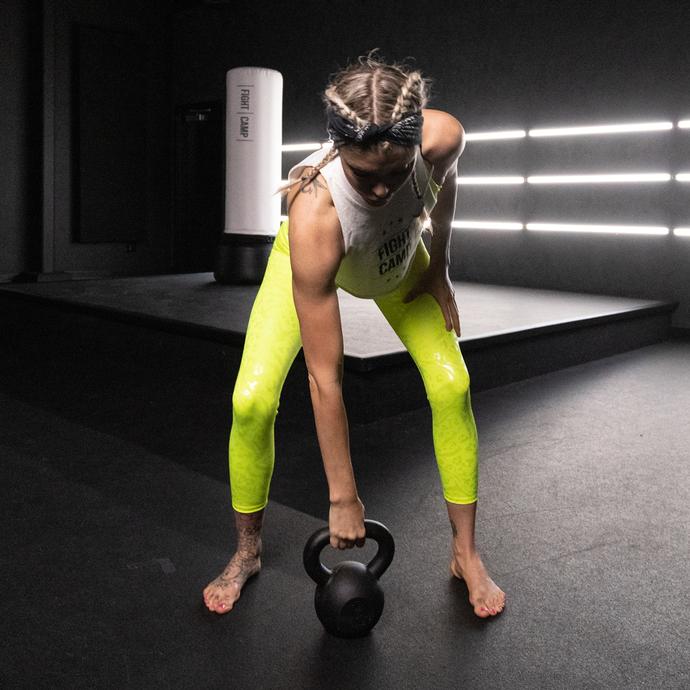 Shanie Smash Prepping For A Kettlebell Clean and Press