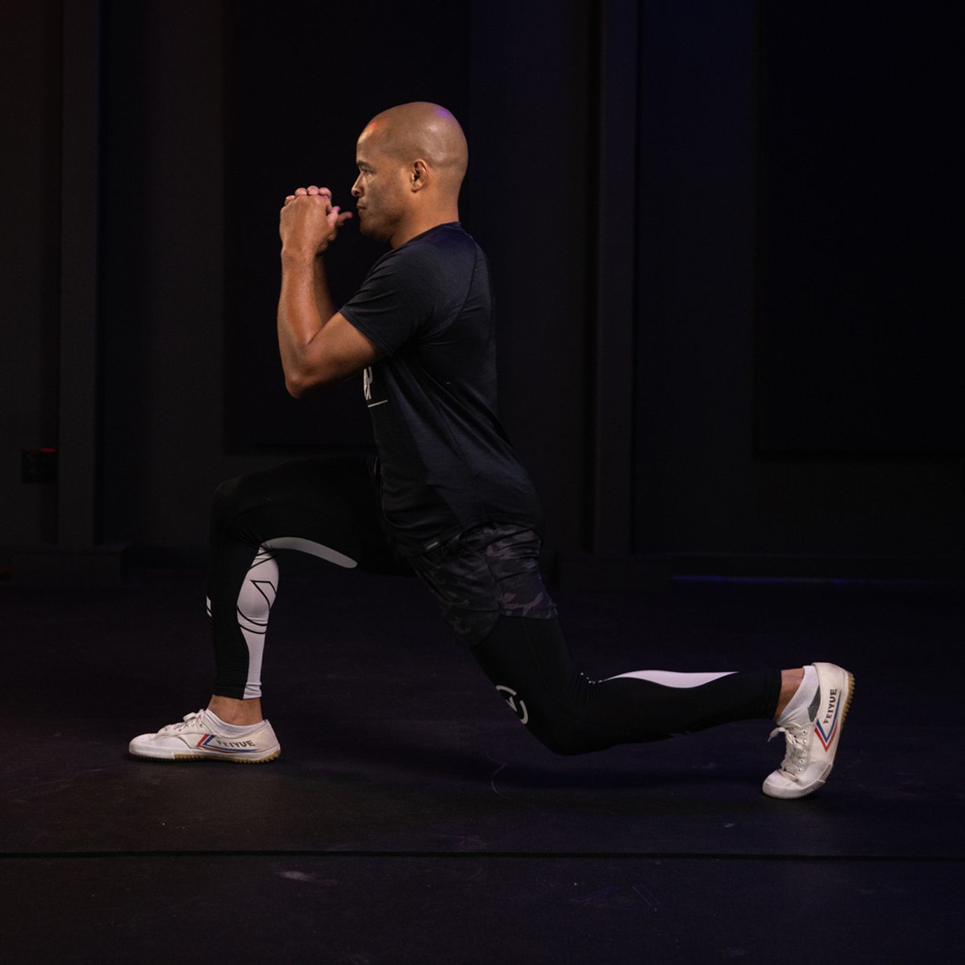 Flo Master Lunges