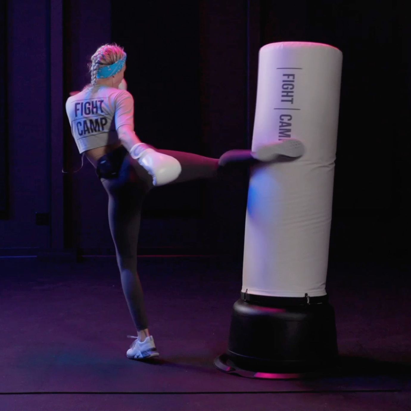 Shanie Smash Throwing a Rear Kick