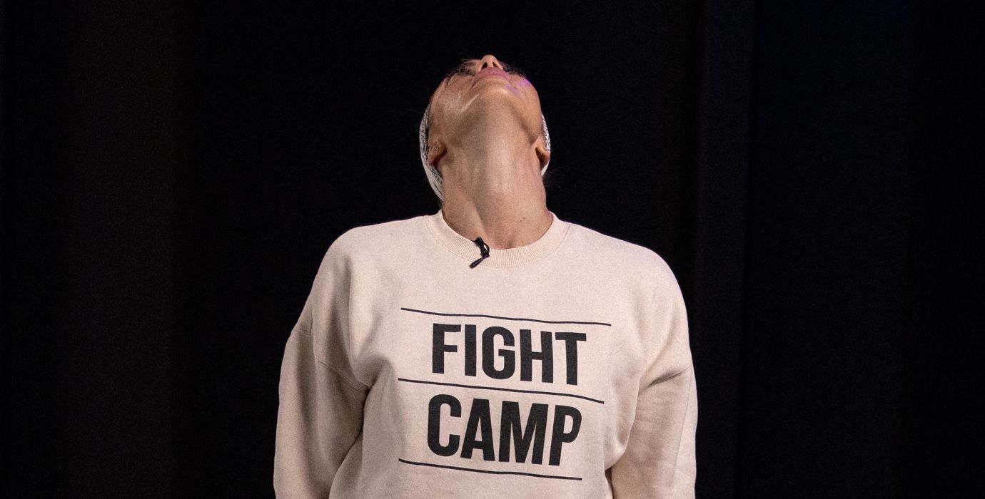 Shanie Smash Neck Stretch Backward