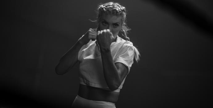 Shanie Smash Shadowboxing