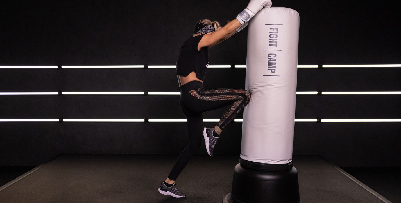 Shanie Smash Doing Skip Knees