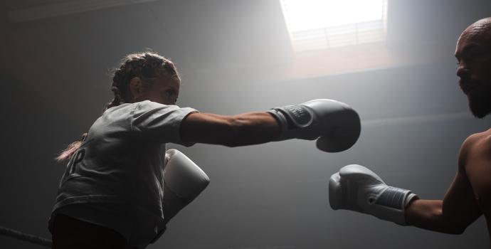 Shanie Smash Throwing Punches