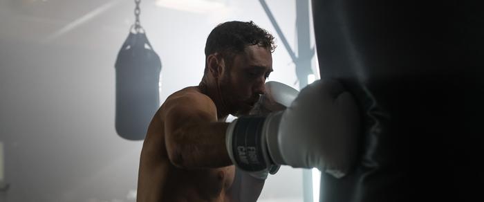 Shadowboxing vs. Hitting the Heavy Bag