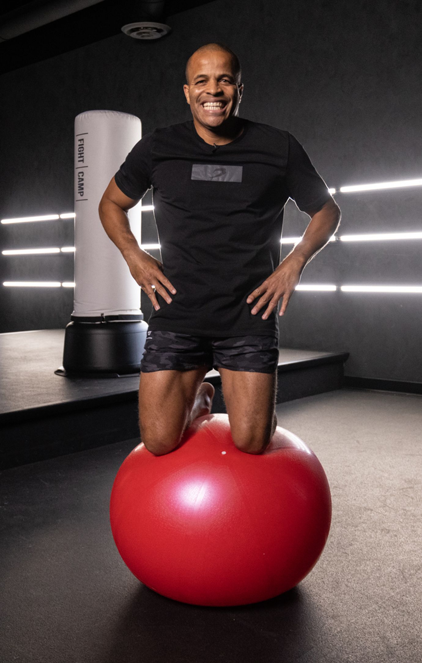 Flo Master Doing a Stability Ball Knee Balance
