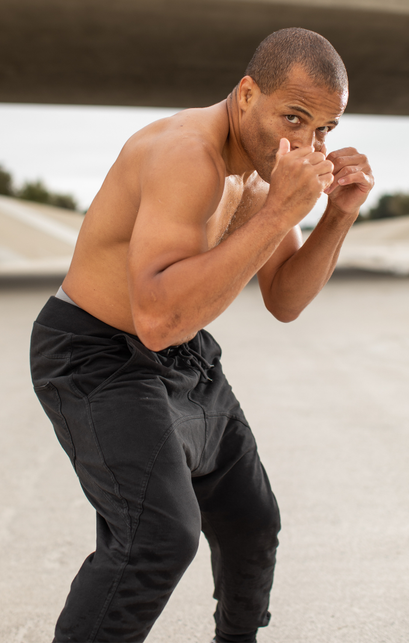 Shadowboxing Shoulder Roll