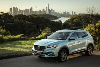 mg hs plus ev novated lease