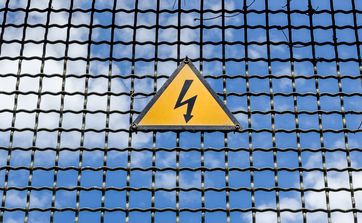 Conductors & Insulators: A Guide to Electrical & Heat Flow