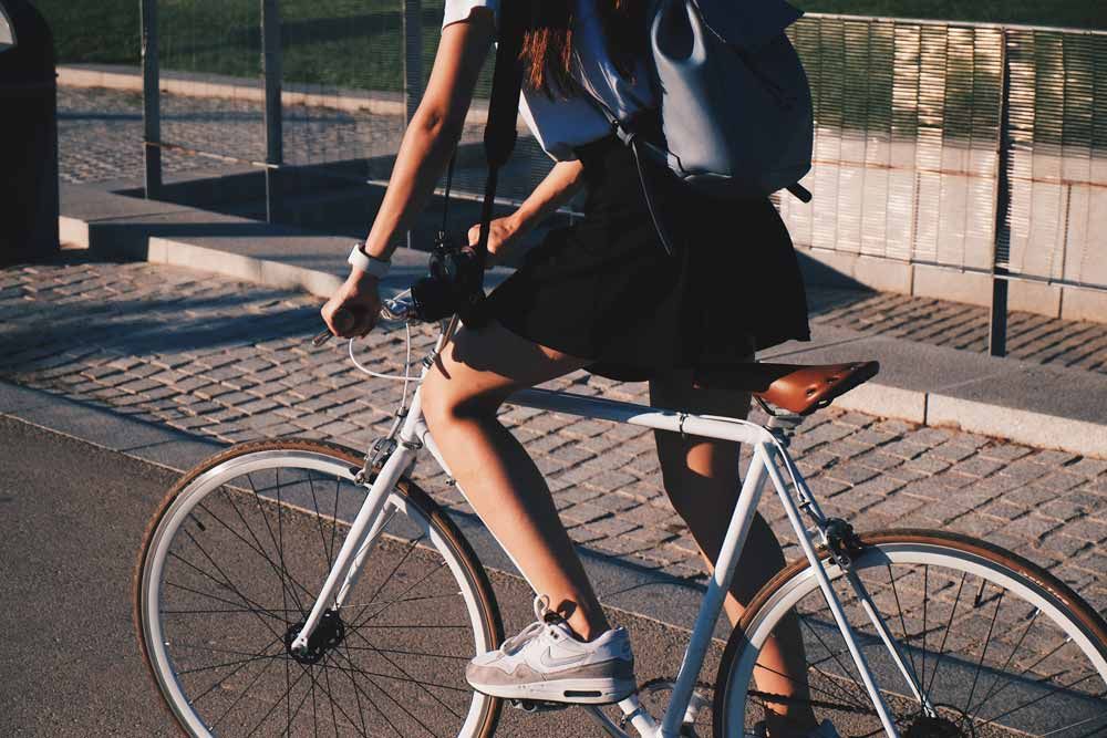 fahrrad stadt frau verkehr