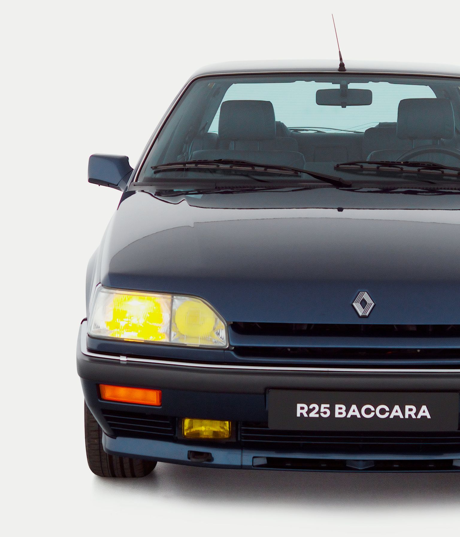 R25baccara_01