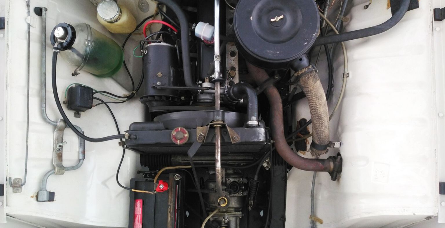 The sound of the RB6's Renault V8 at 18000 RPM is Pure Nostalgia