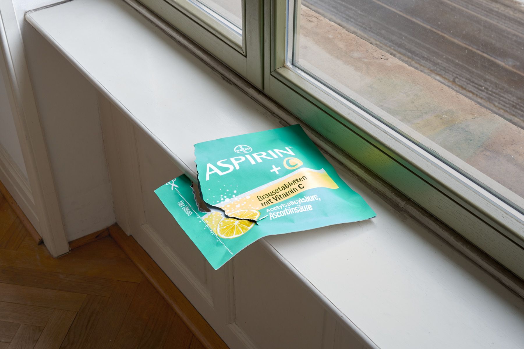 Xenia Lesniewski - installation view 02