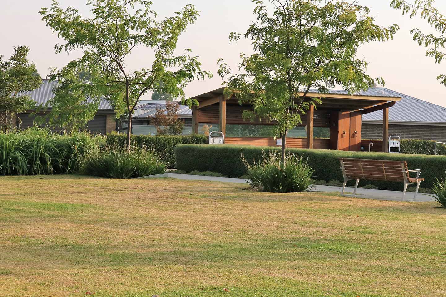 Image of a retirement village facade and front lawn