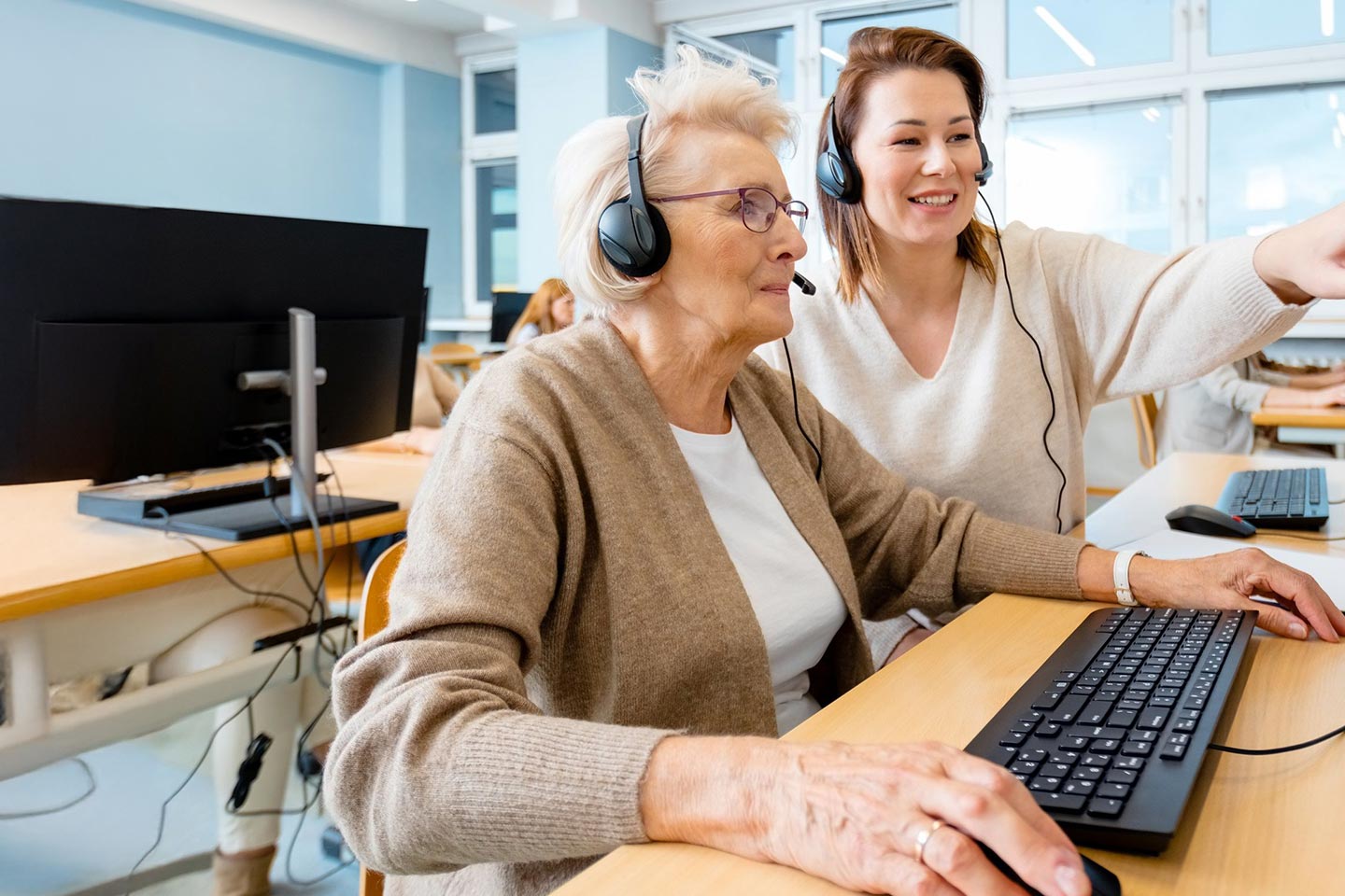 Photo of a training session in a computer lab