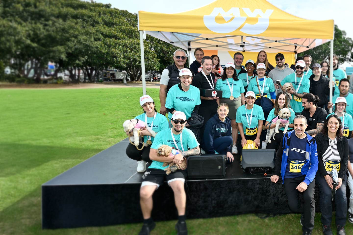 Photo of Memory Walk and Jog participants