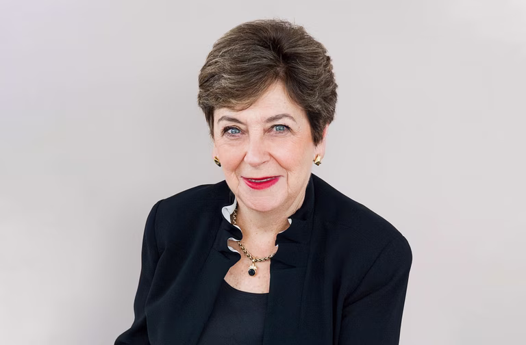 Tiến sĩ Kay Patterson