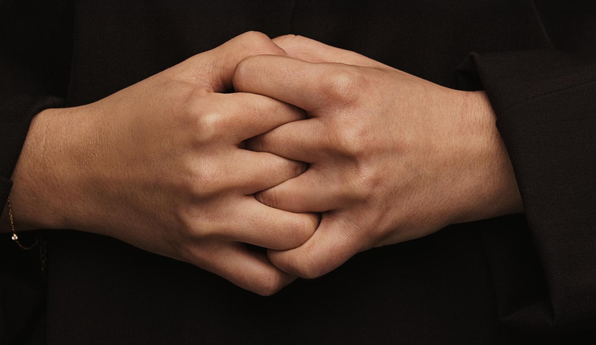 2folded hands