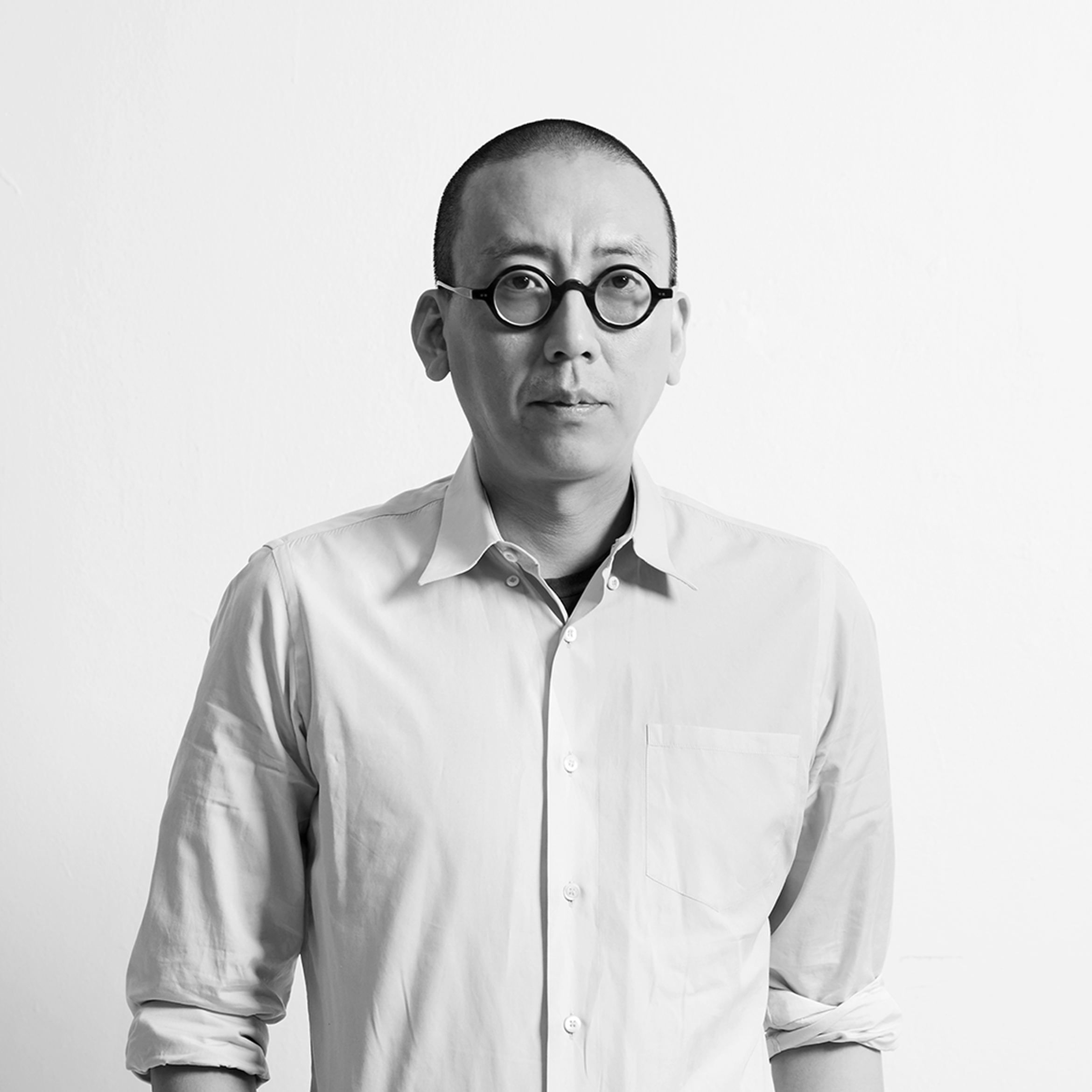 Monochrome portrait of Woo Kokwun