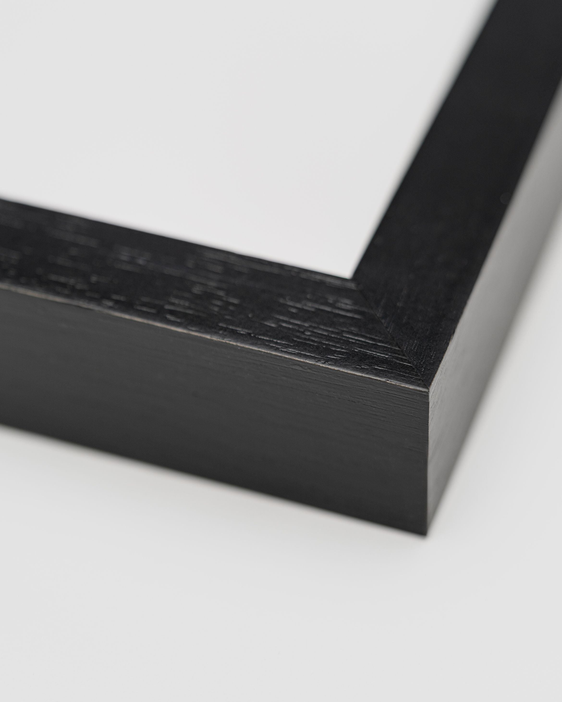 Black wood frame corner