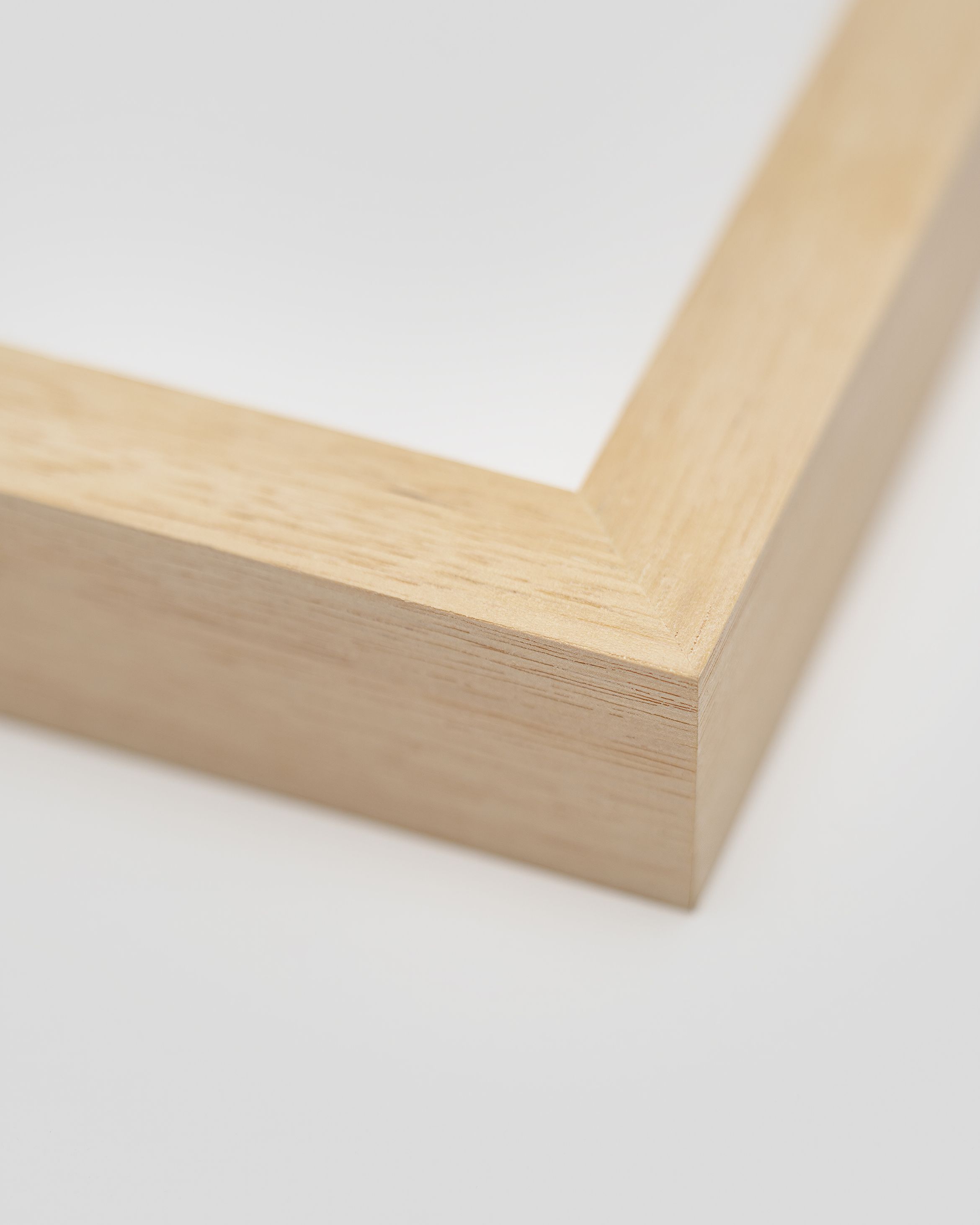 Abachi wood frame corner