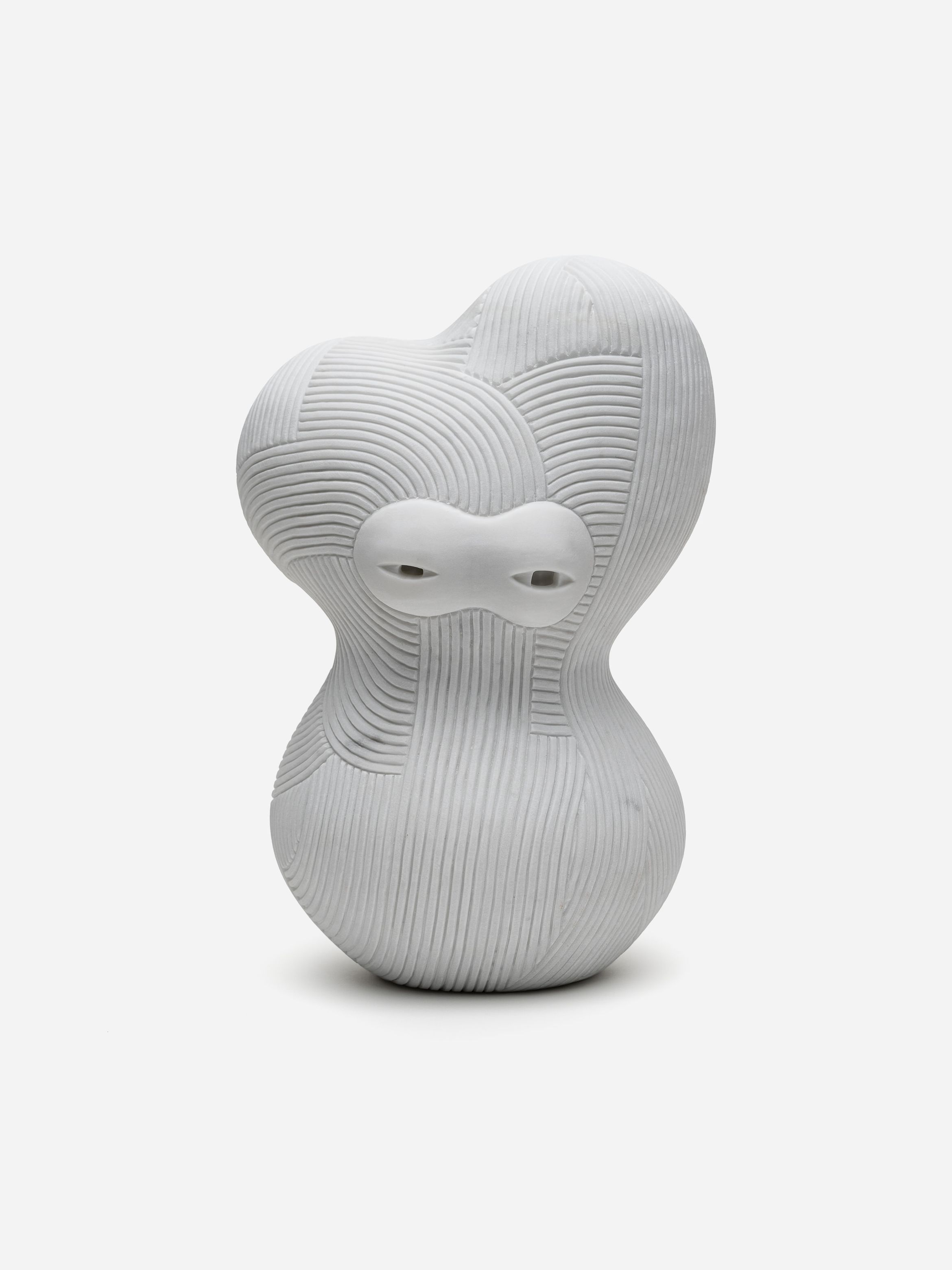Hero of a marble sculpture by En Iwamura.