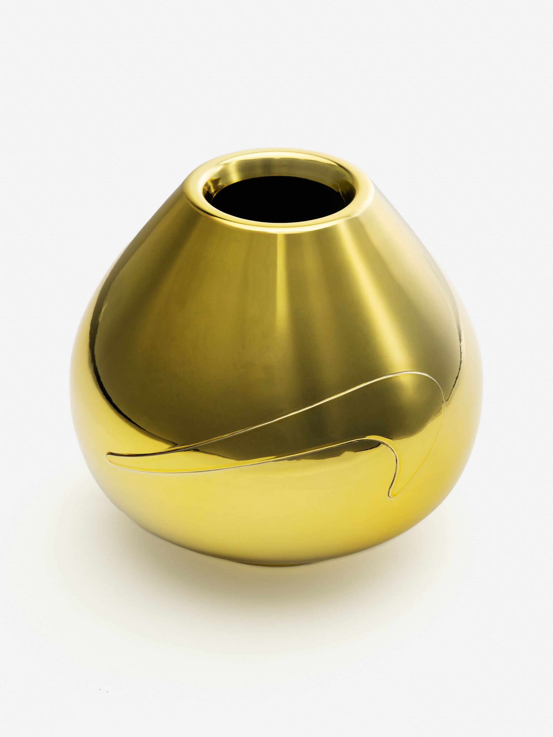 Coloured Vase (Silver) by Ai Weiwei