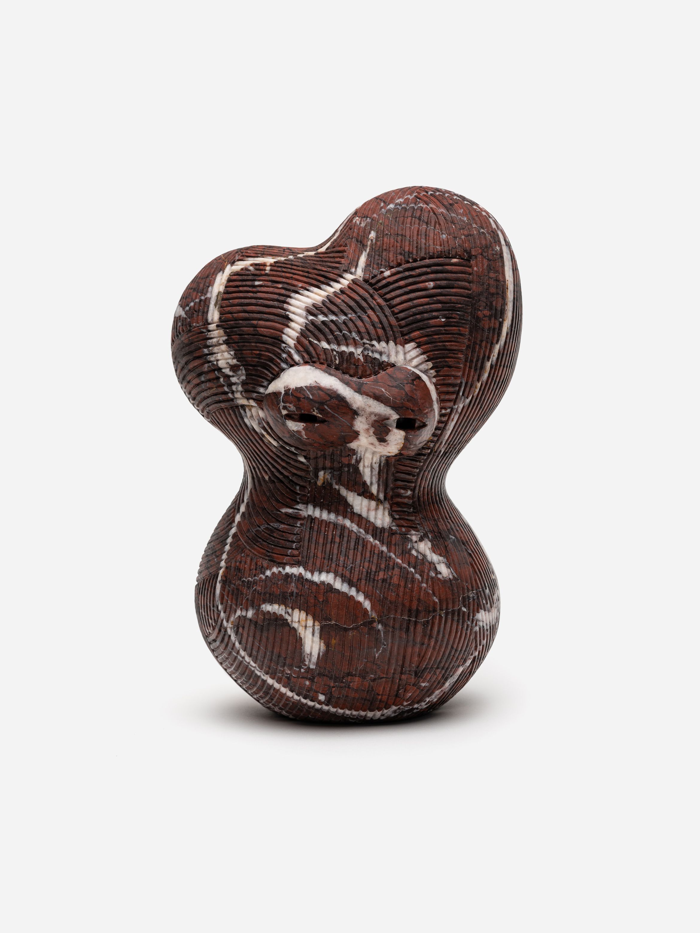Hero of a marble sculpture by En Iwamura.