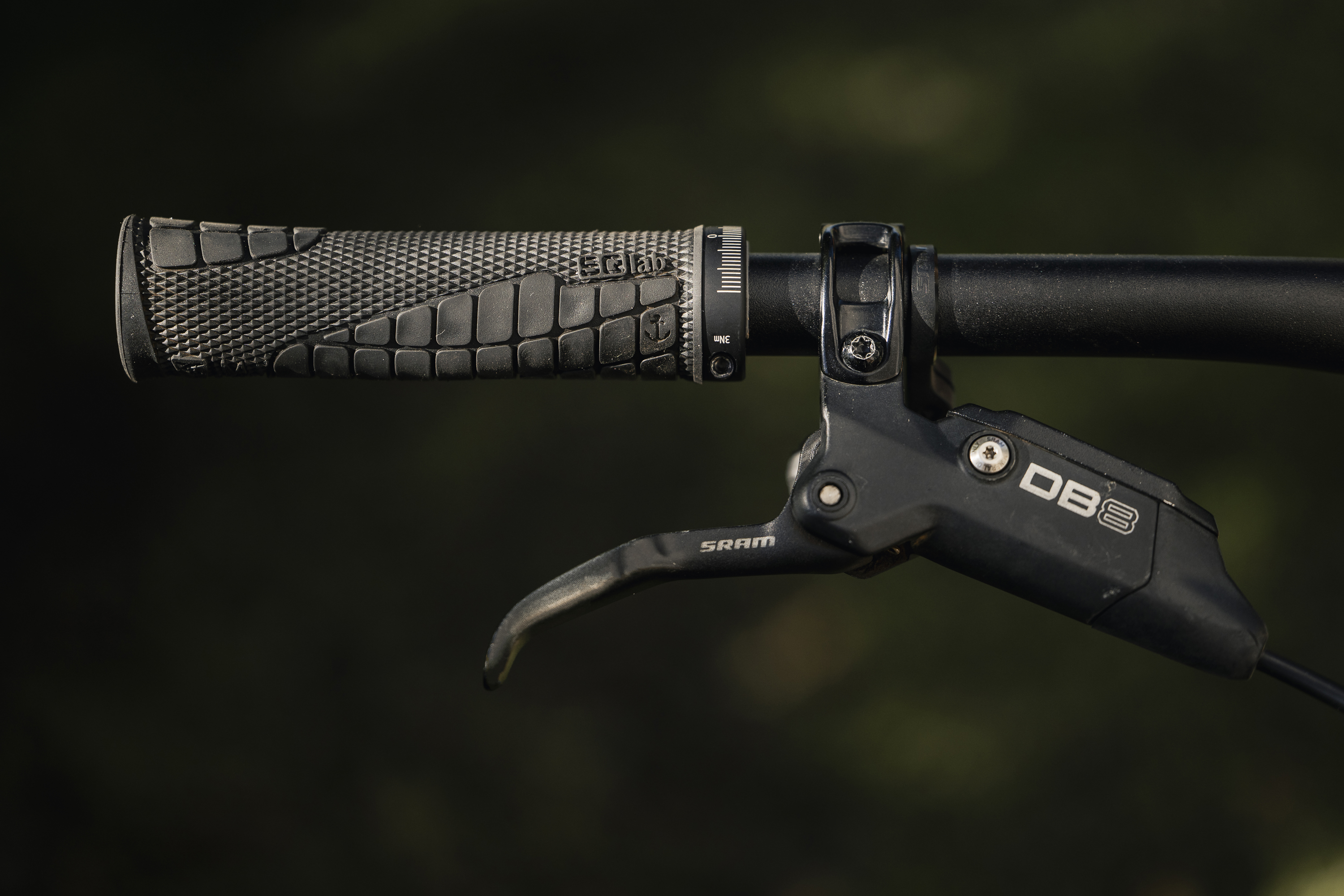 MTB grips 7OX 2.0 | ergonomic & durable | SQlab