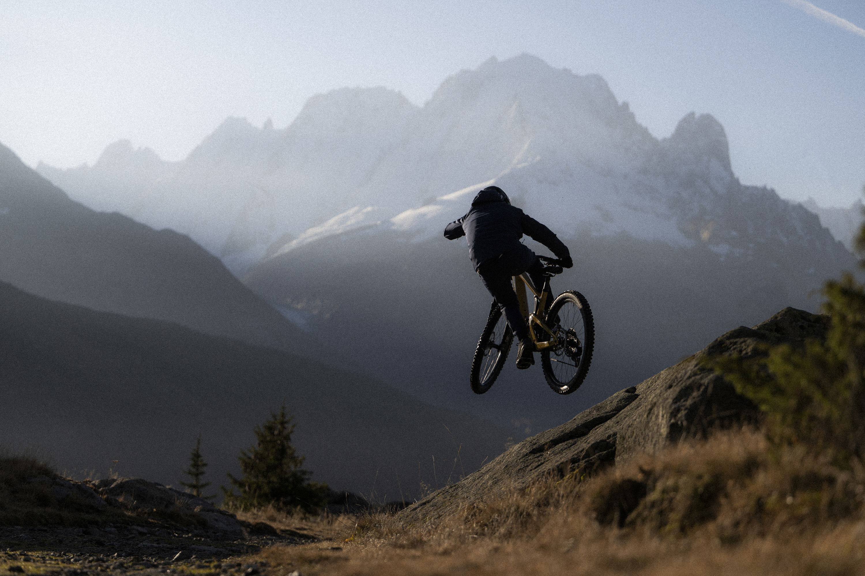 ION Bike | Stylefinder Shelter | MTB Outerwear