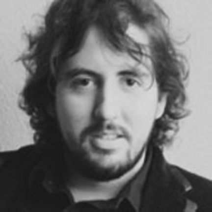 instructor-miguel-ortega-headshot.jpg