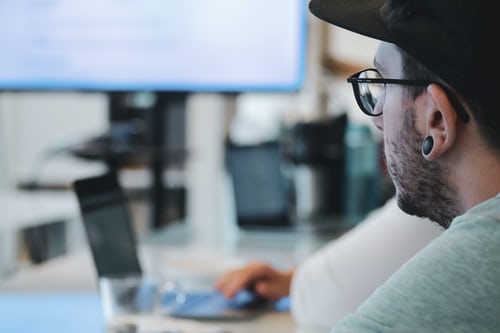 Angular vs React: 10 Most Important Differences You Must Know