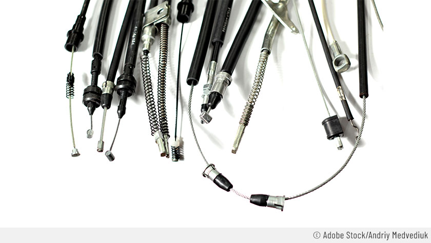 Differents types de cables de frein sur fond blanc