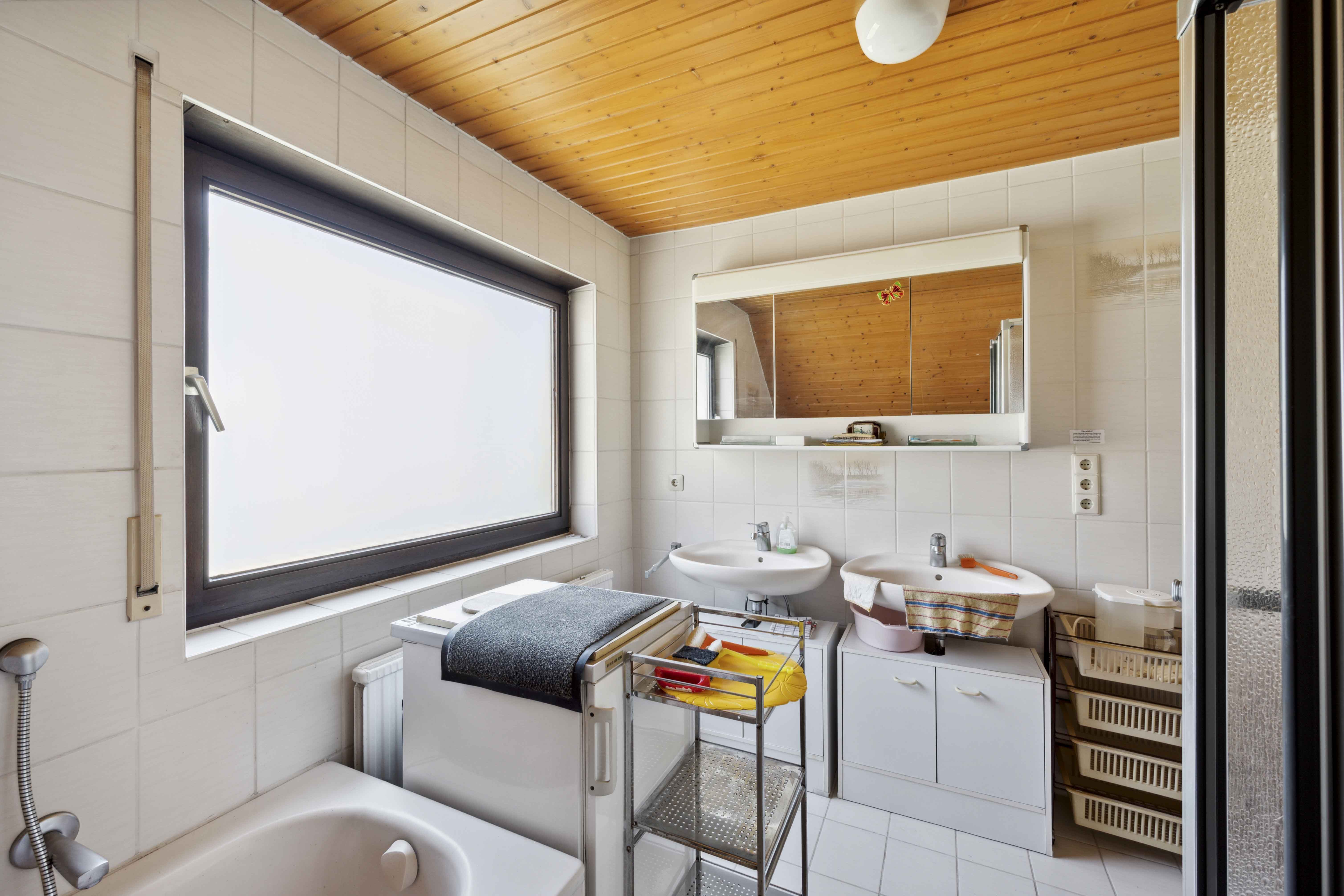 Badezimmer DG
