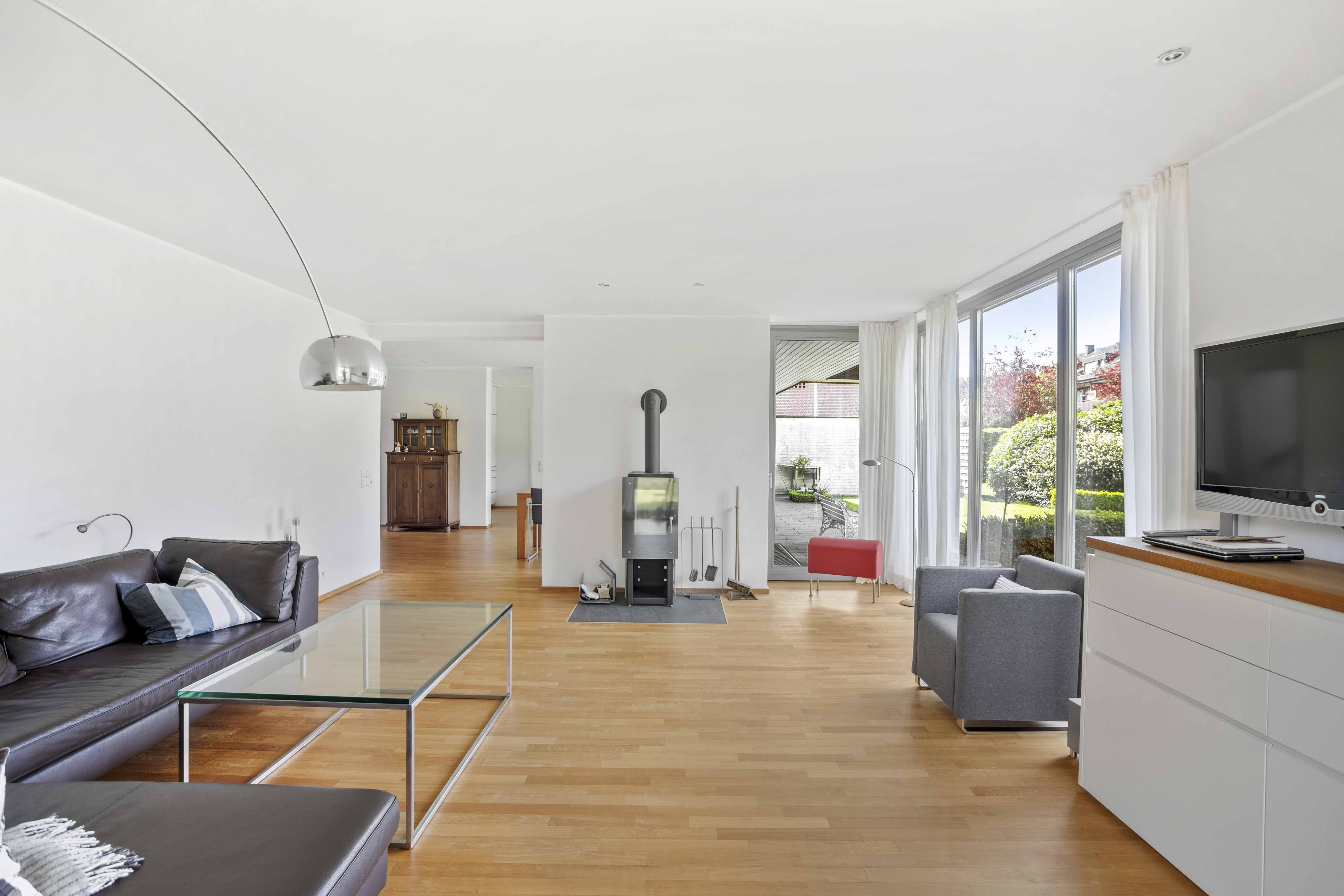 Wohnzimmer mit Ofen EG