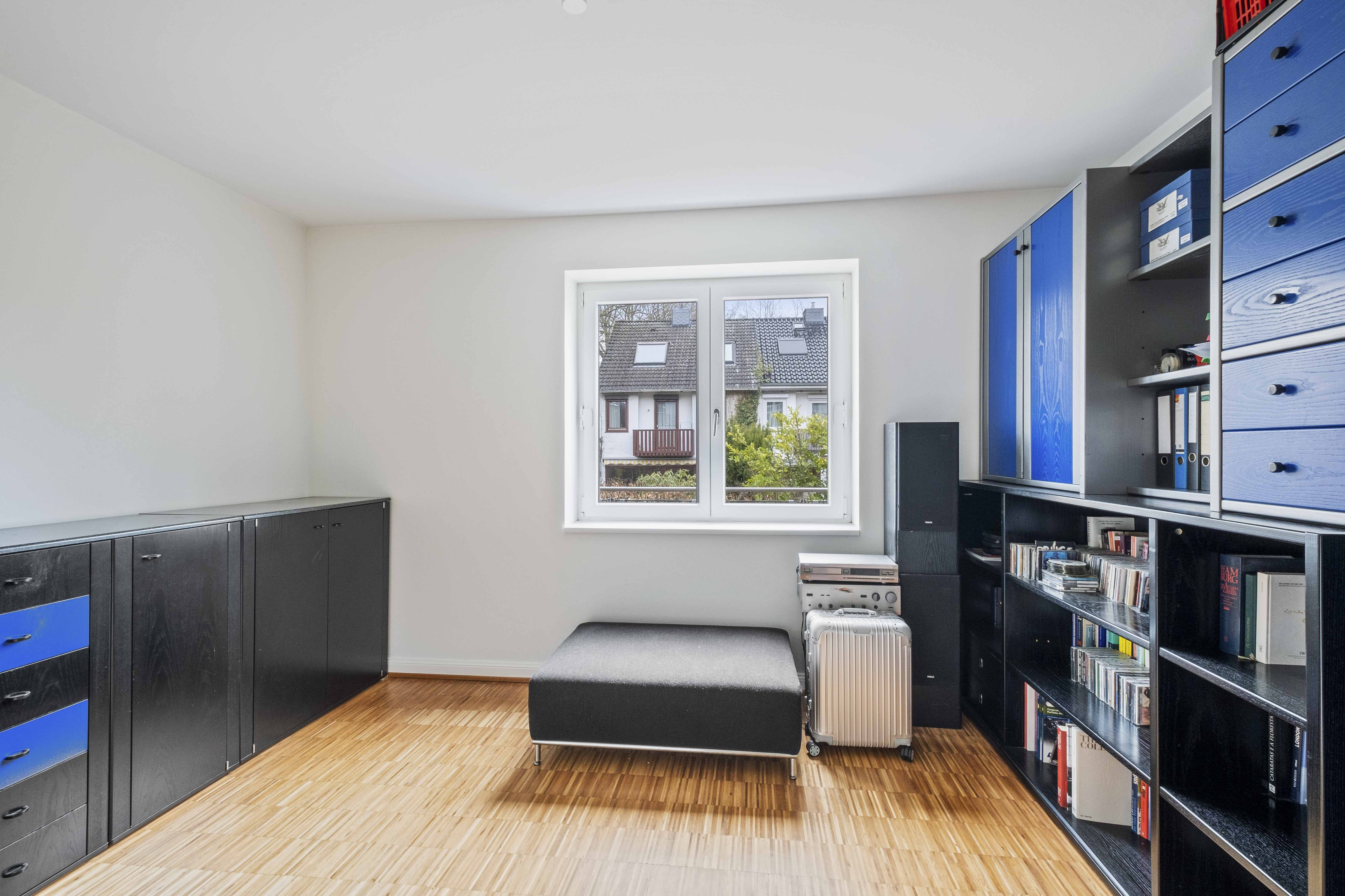 Büro-/Kinderzimmer