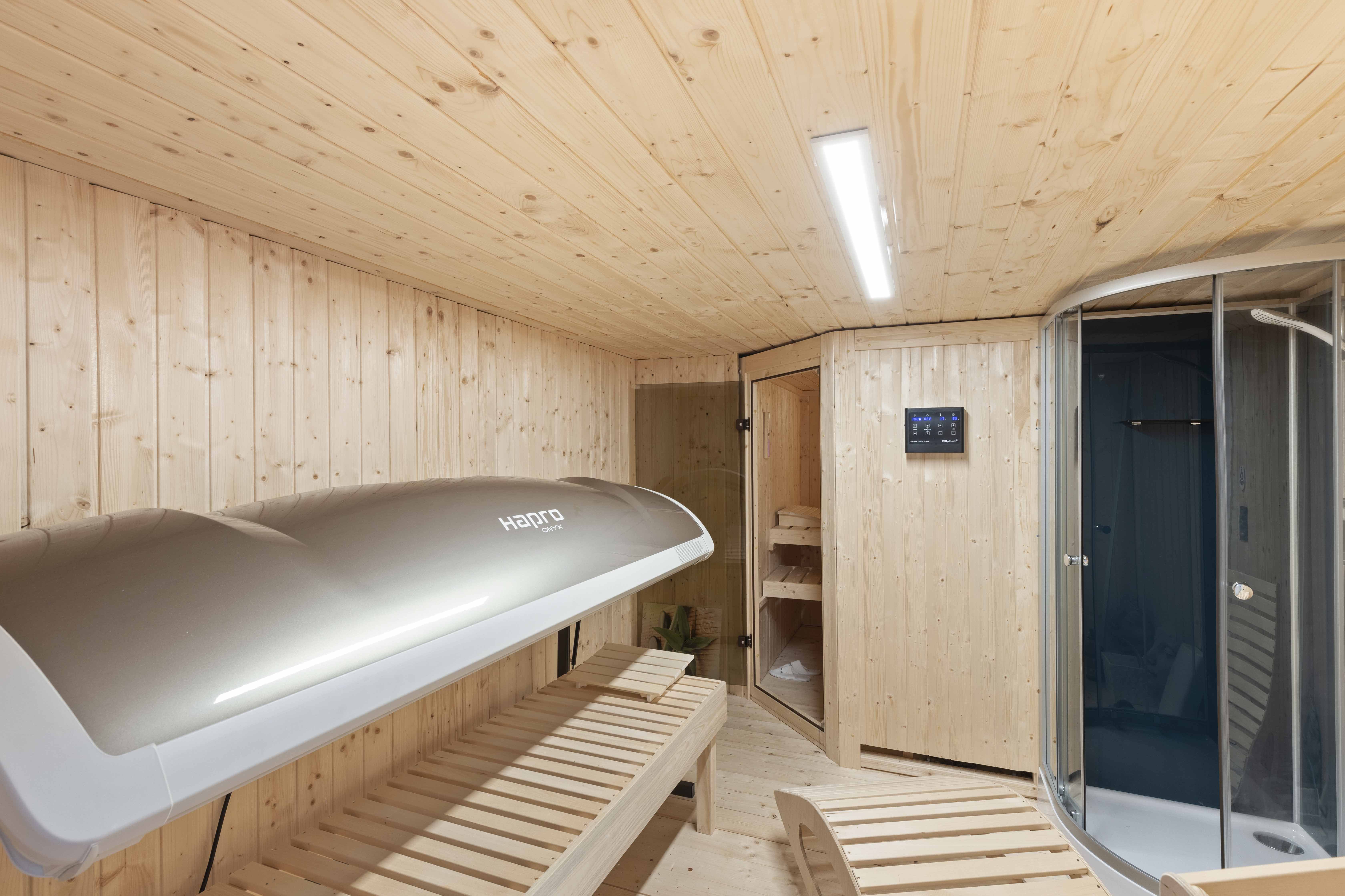 Sauna und Solarium