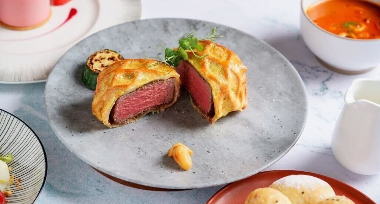 Bel Air Bar Grill at Grand Hyatt Taipei