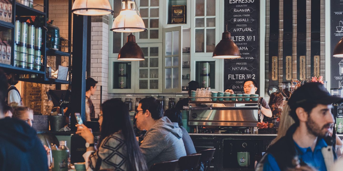 A guide to 20 vital restaurant and hospitality terms to elevate your business