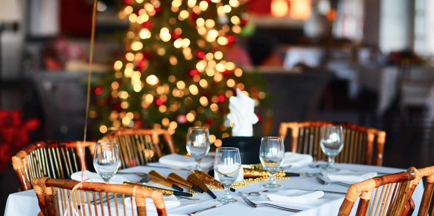 Holiday marketing magic: 10 strategies to attract diners during the festive season