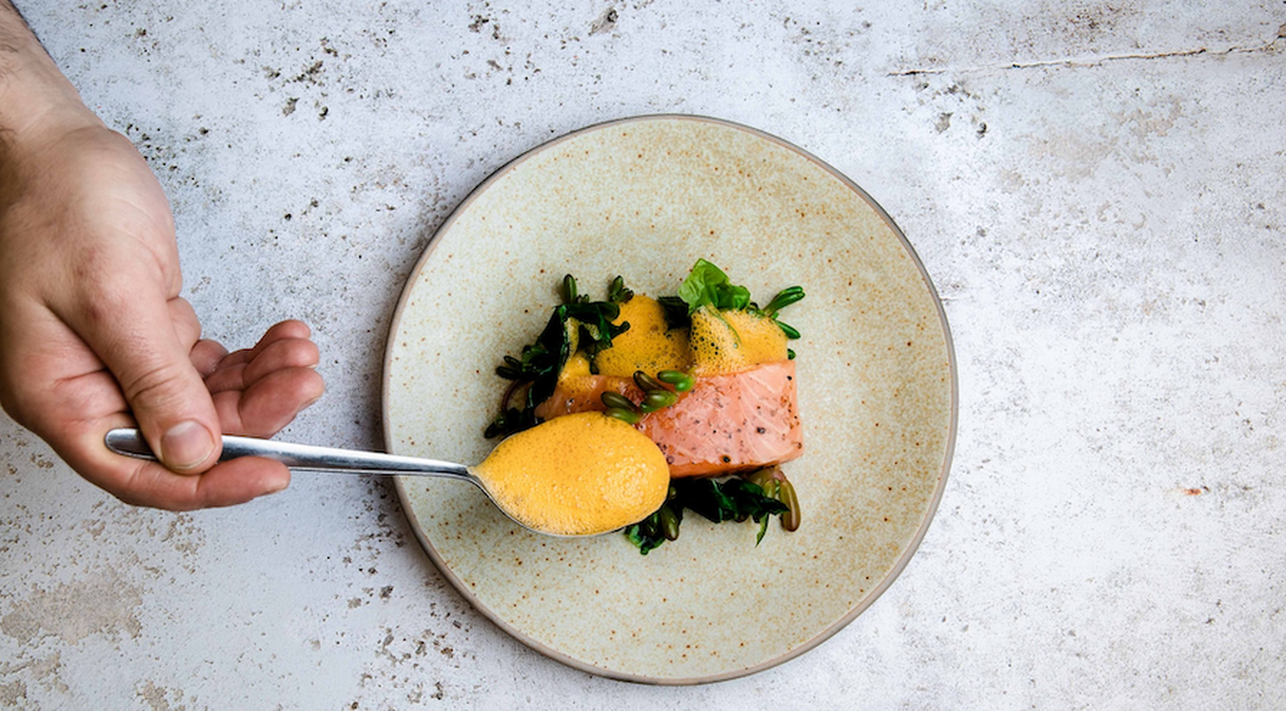 飲食店開業に欠かせない資格は2つ！調理師免許の必要性も解説