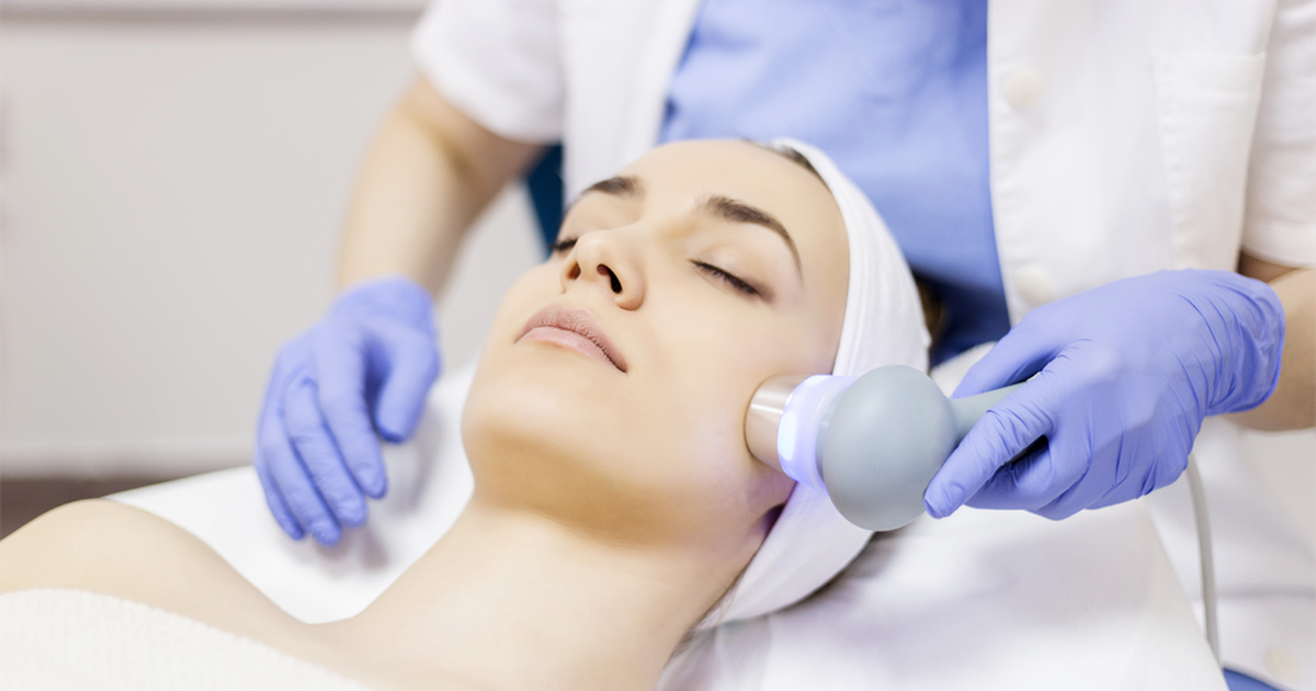 Laser Treatment for skin rejuvenation and hair removal at Dr. Wim Danau