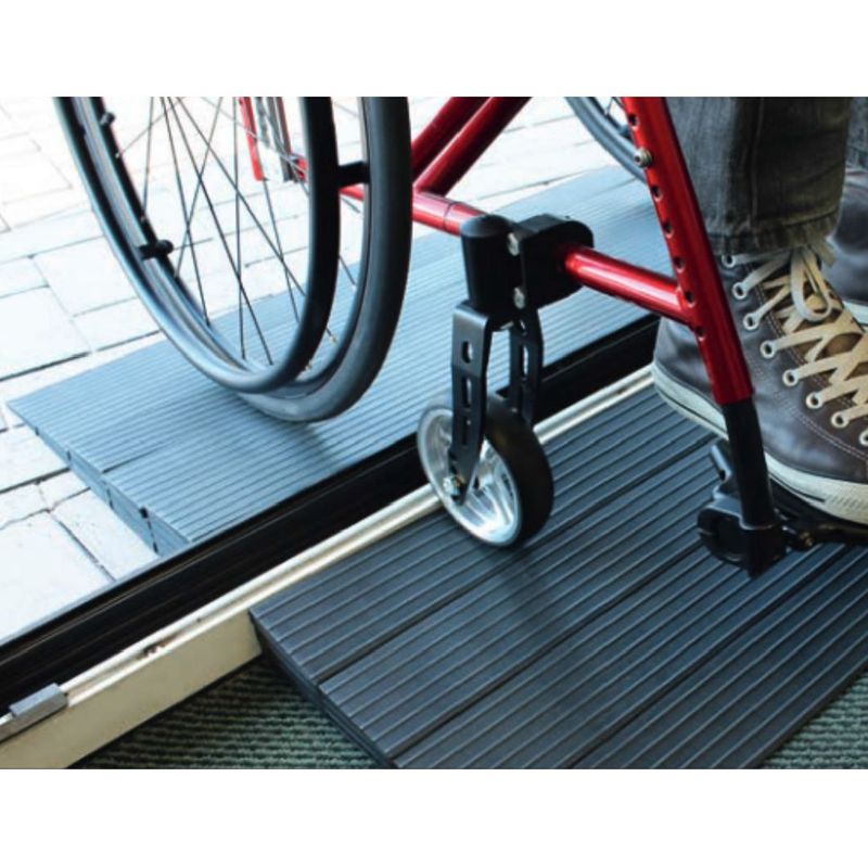 Türschwellenrampe für 66mm
Stapelsystem mit Verbindern
Für Türbreiten bis 80cm, kürzbar