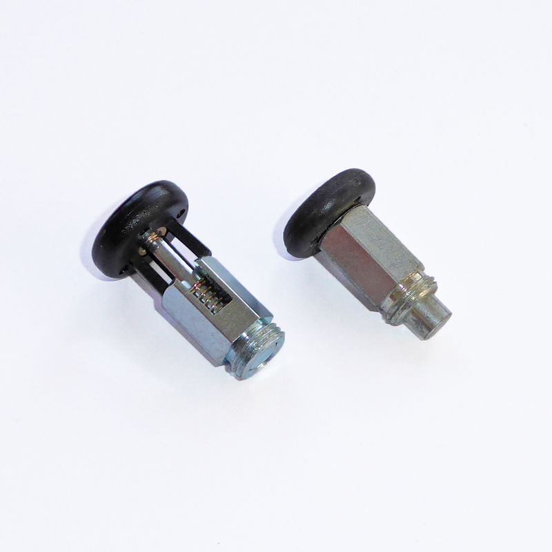 Zugschnäpper M10x1 ohne Arretierung
Verriegelungsstift-Ø 6mm
Material: Stahl verzinkt / Kunststoffkopf