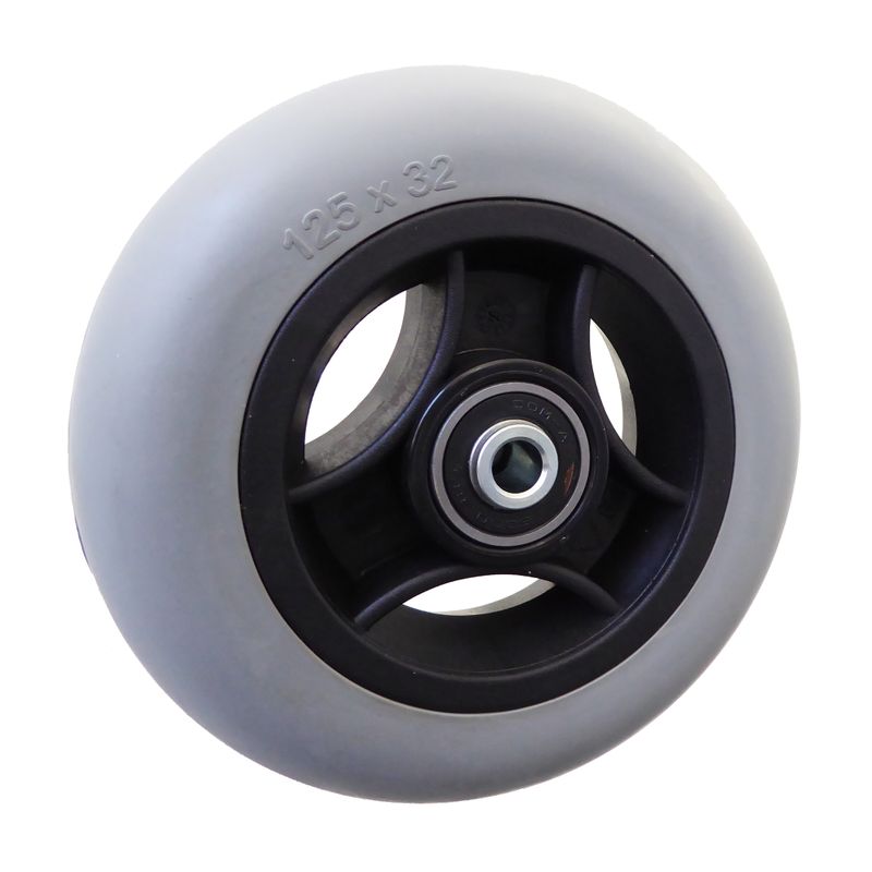 Rad mit 3-Speichen Ku.-Felge schwarz
Vollgummireifen 125x32mm grau
Bohrung 8,0mm / NL 36mm