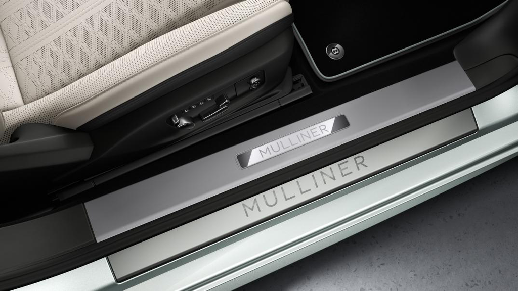 Bentley-Continental-GTC-Mulliner-Entry
